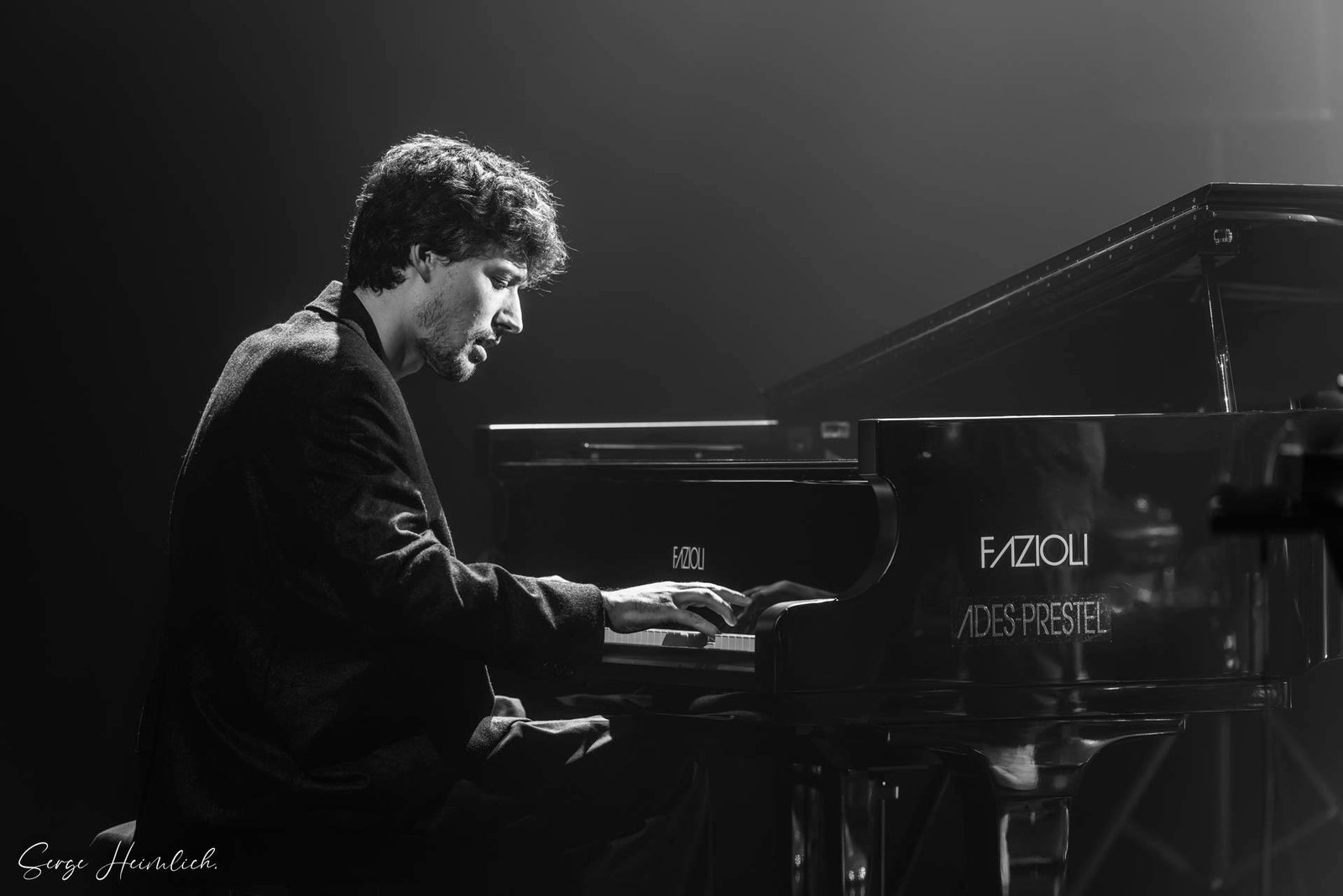 Alexandre Cahen pianist composer improviser